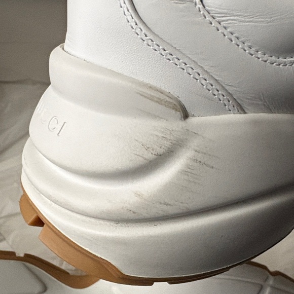 Gucci White Sneakers with Multicolor Logo - Picture 5 of 5